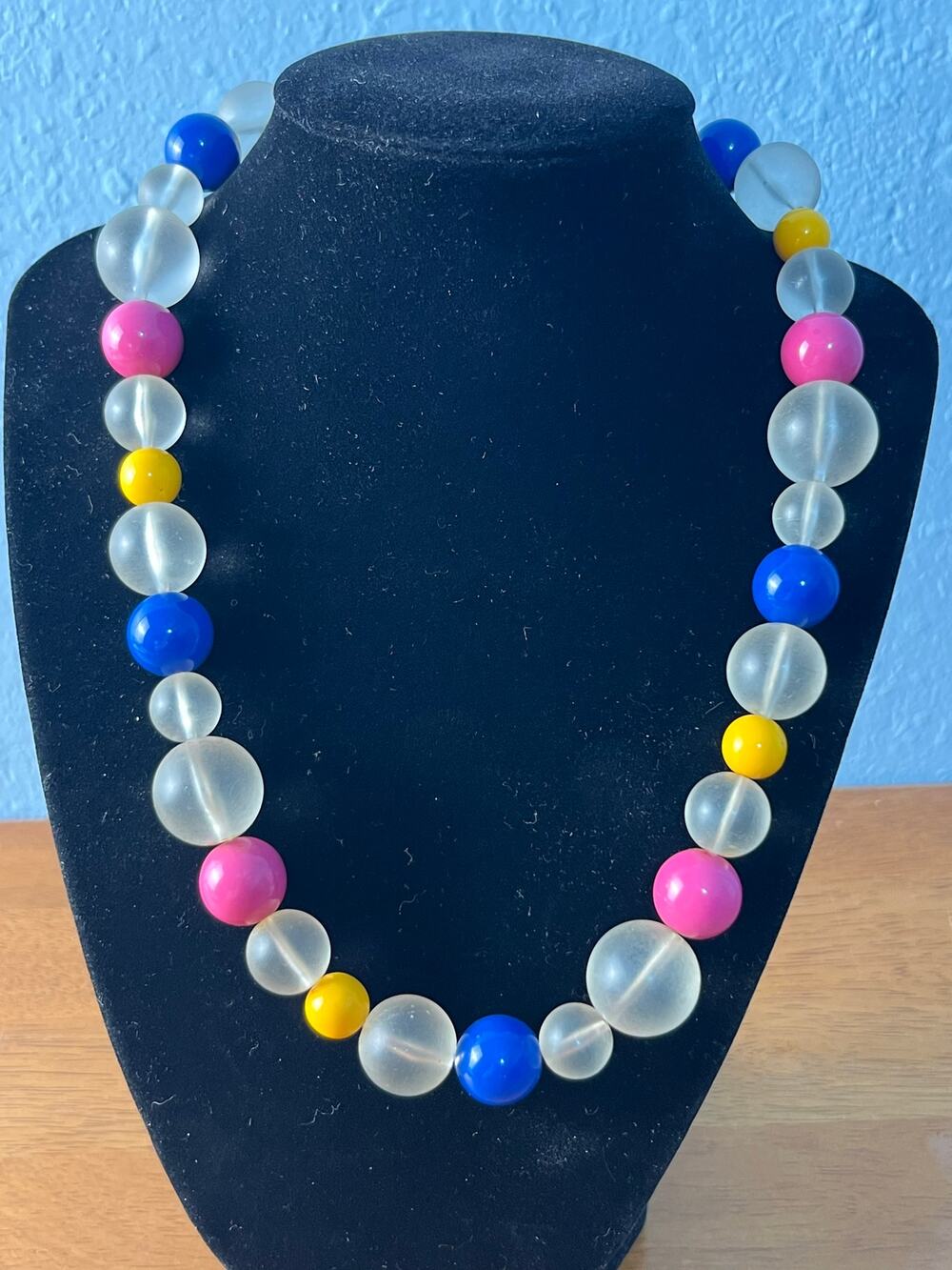 Vintage Mod Lucite Bead Necklace Colorful Frosted Chunky Retro 18”